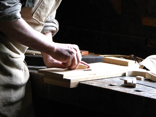 Nuestra <strong>carpintería de madera en  Veciana</strong> es una empresa de <strong>herencia familiar</strong>, por lo que  contamos con gran <strong>experiencia </strong>en la profesión.